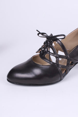 1930s everyday lace-up pumps - Black - Eva