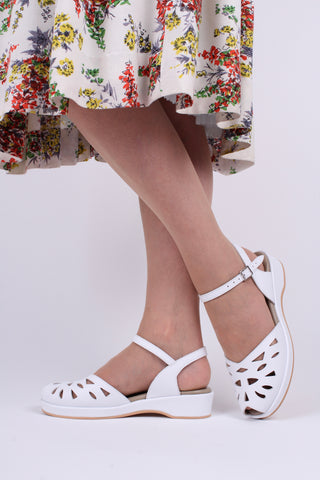 1940s / 50s summer wedge sandals - White - Sidse