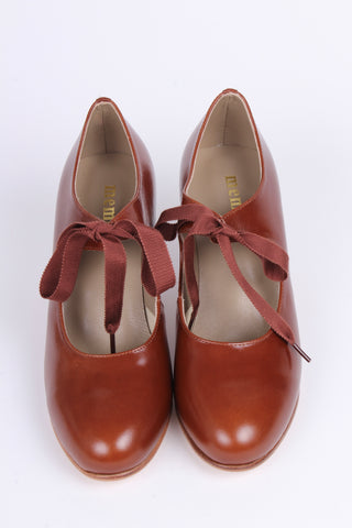 Classic, everyday late 1920's pumps - Cognac Brown - Charlotte