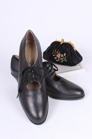 1930s Oxford shoes, black, Emma