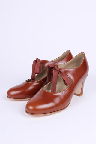Classic, everyday late 1920's pumps - Cognac Brown - Charlotte
