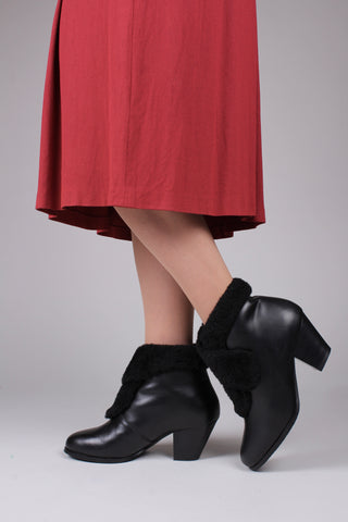 Early 1950s booties with wool lining- Black - Maria