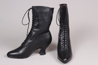 Feminine soft Edwardian boot with pompadour heel, 1900-1915 - Black - Rose