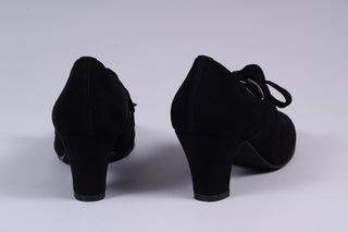 Vegan 1940s pumps in suede with velvet laces - Black - Esther