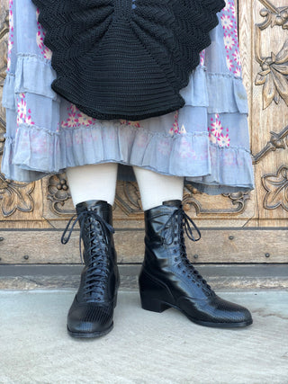 20s / 30s style everyday leather boot  - Black - Martha