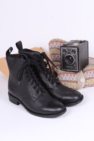 1940s Women's Military Boots - Black - Robbie