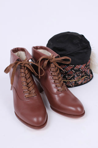 1930s style leather lace-up ankle boot - brown - Betty