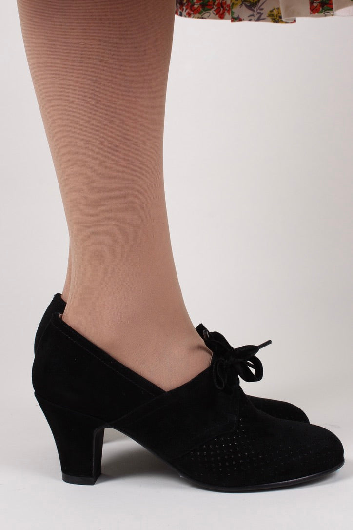 1940s pumps in suede with velvet laces Black Esther
