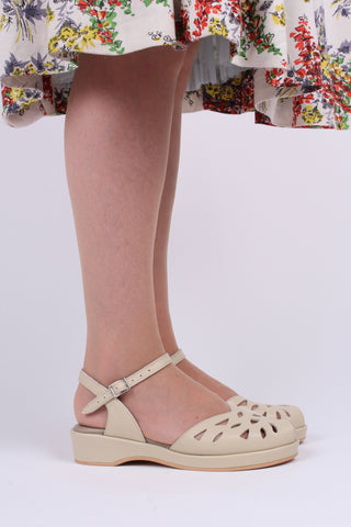 1940s / 50s style summer sandals /  wedges - Cream - Sidse