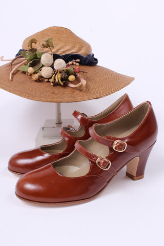 20s / early 30s style leather pumps with two adjustable ankle straps - Cognac-brown - Judy