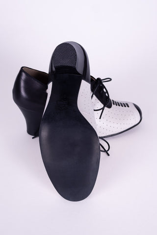 1940s Spectator Oxford pumps - Black / Off-White - Lucy
