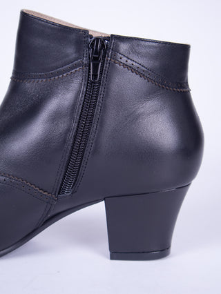 1940s Winter Ankle Boots – Black – Marion
