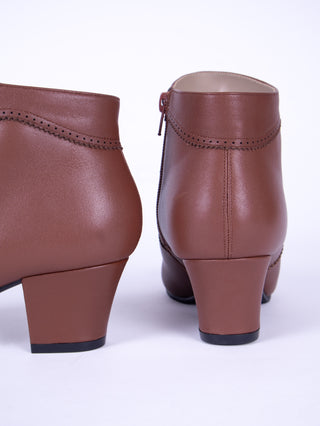 1940s Winter Ankle Boots – Brown – Marion