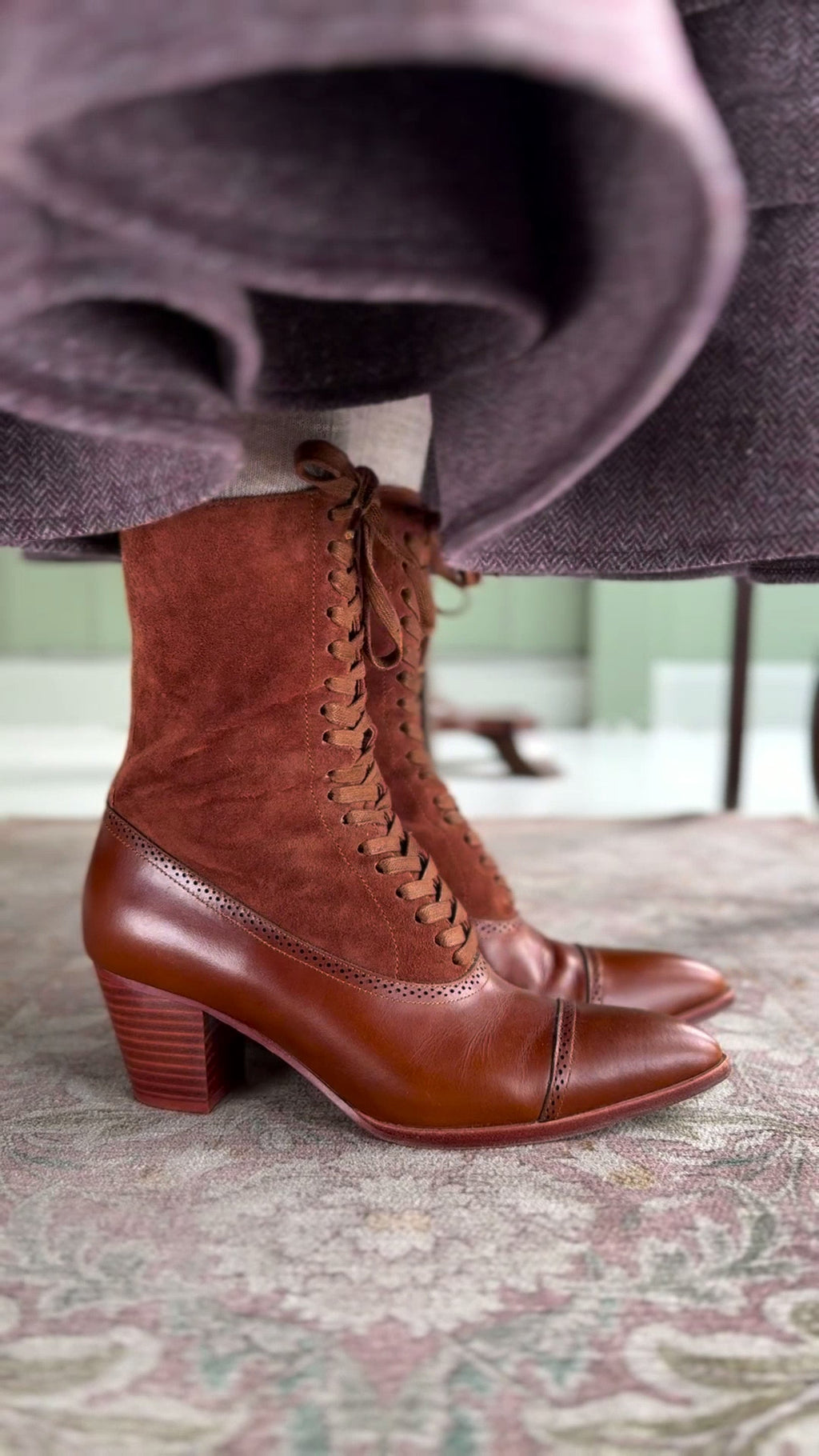 Roimaash Vintage Women's Ankle Booties - Victorian Style Chunky Heel Boots, Non-Slip Sole, 5.5cm Heel